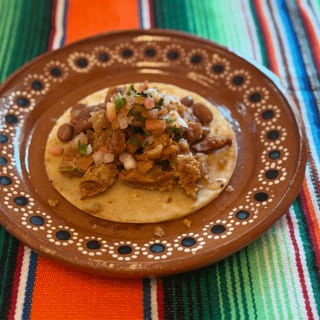 Taco De Chicharron