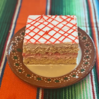 Tres Leches Strawberry/Fresa